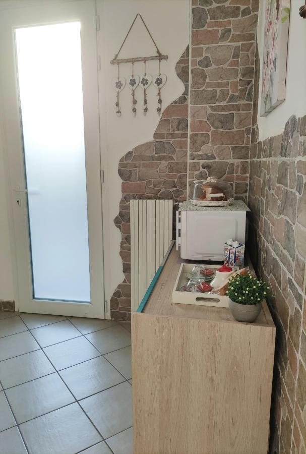 Hotel Dimora Melissa à Colà Extérieur photo